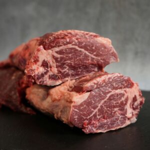 SOLOMILLO DE VACA *CRUCE ESPECIAL MADURADA* ENTERO, PARTIDO EN MEDIOS. 2.60KG. APROX.