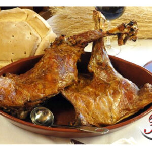 1/2 CABRITO PREASADO (2 CUARTOS)